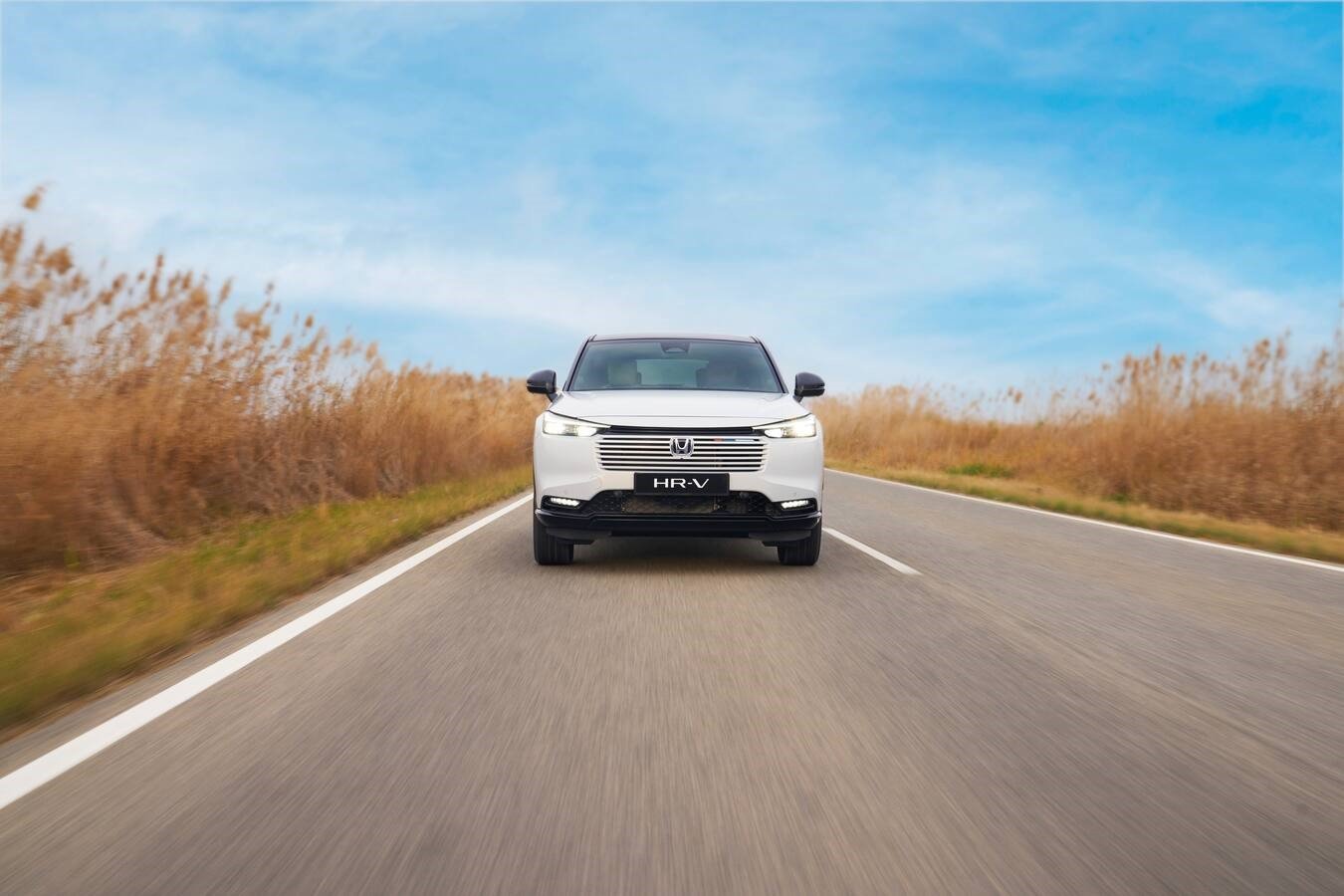 Honda HR-V e:HEV hybride auto-rechargeable sur la route